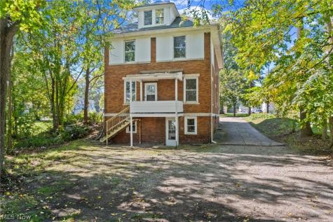 1413 East Avenue Akron OH 44307
