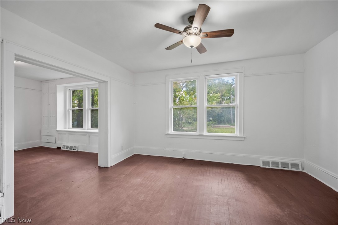 1413 East Avenue Akron OH 44307