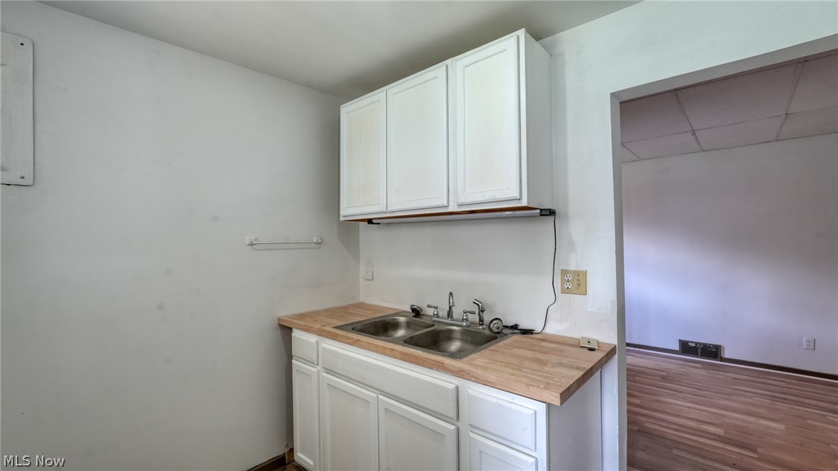 1222 Blaine Avenue Cambridge OH 43725
