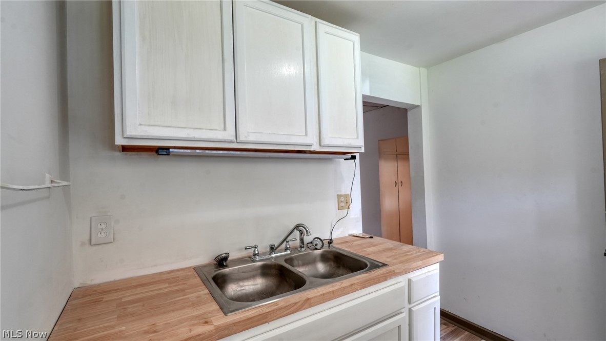 1222 Blaine Avenue Cambridge OH 43725