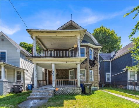 1261 E 113th Street Cleveland OH 44108