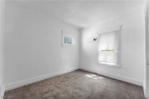 1261 E 113th Street Cleveland OH 44108