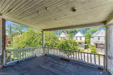 1261 E 113th Street Cleveland OH 44108