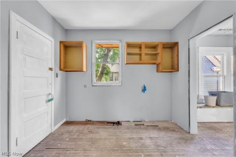 1261 E 113th Street Cleveland OH 44108