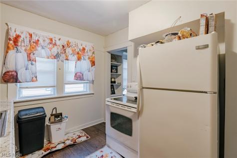 11021 Governor Avenue Cleveland OH 44111