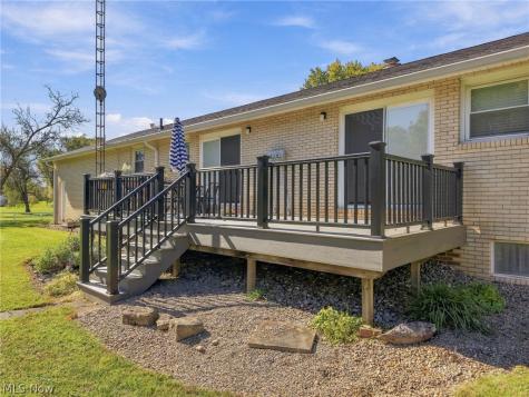 6904 Atlantic Boulevard NE Louisville OH 44641