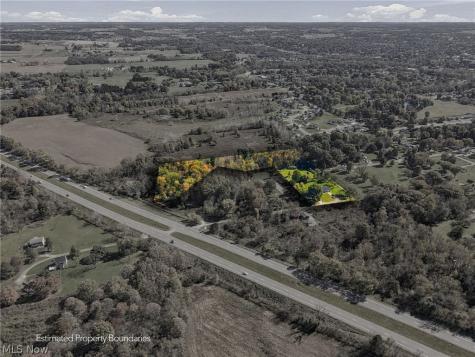 6904 Atlantic Boulevard NE Louisville OH 44641