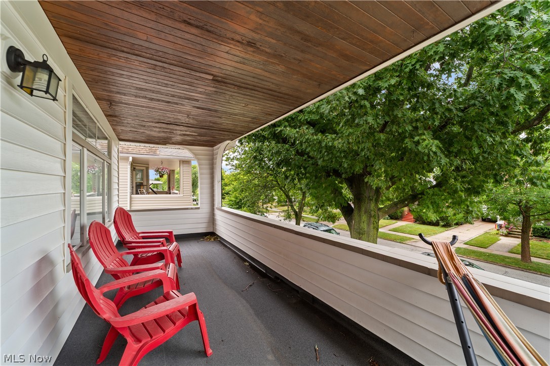2029 Elbur Avenue Lakewood OH 44107
