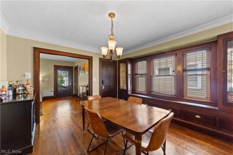 2029 Elbur Avenue Lakewood OH 44107