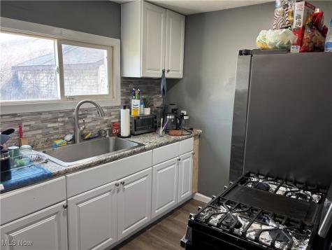 4099 E 56th Street Cleveland OH 44105