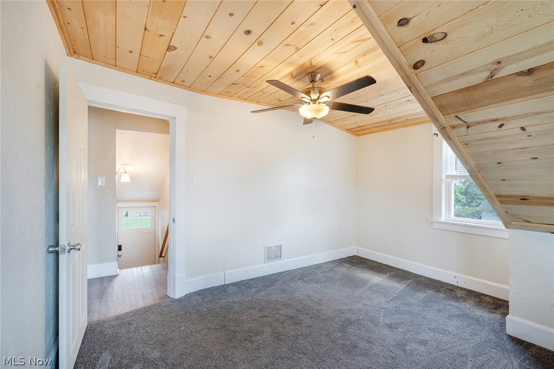 49215 Purinton Avenue East Liverpool OH 43920