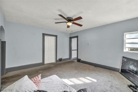 1225 E 71st Street Cleveland OH 44103