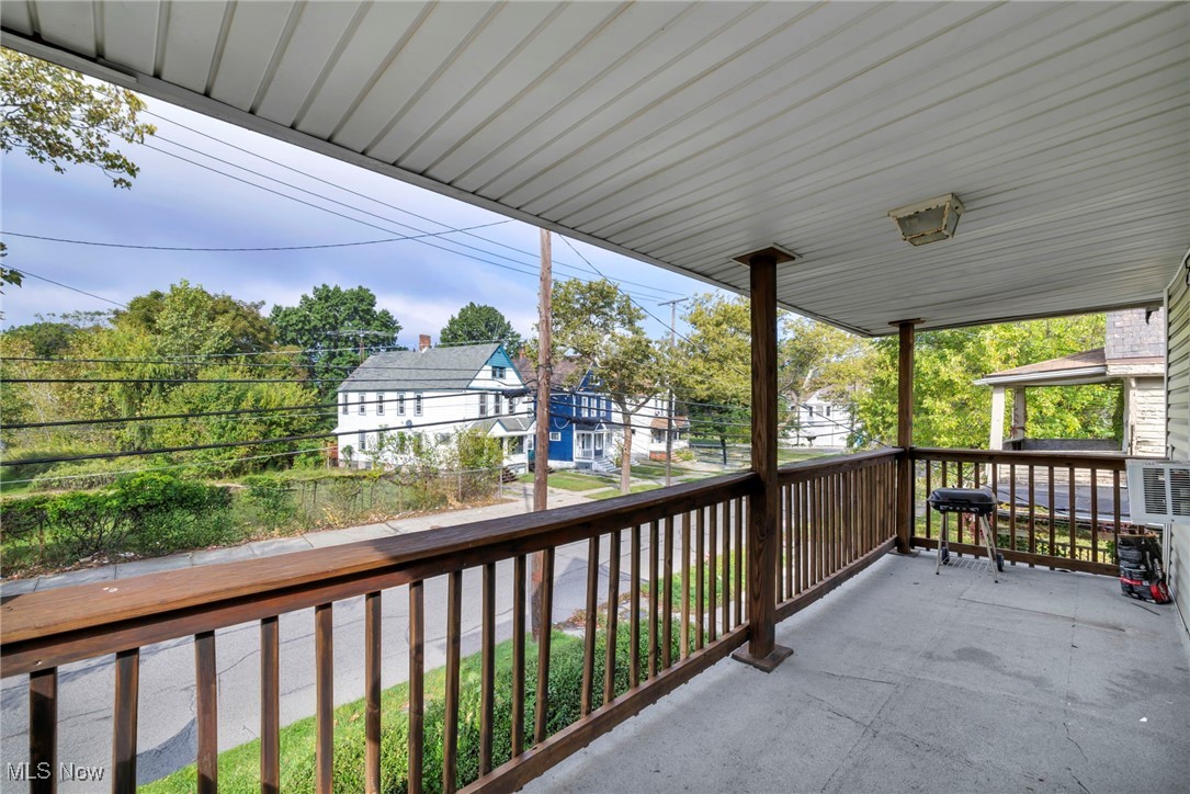 1225 E 71st Street Cleveland OH 44103
