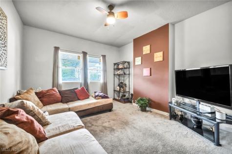 1225 E 71st Street Cleveland OH 44103