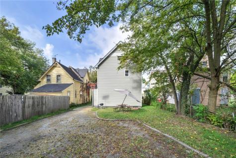 1225 E 71st Street Cleveland OH 44103