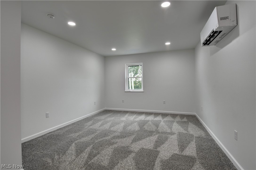 206 Tower Street SW Beach City OH 44608