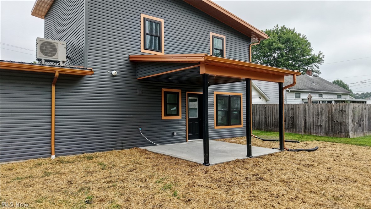 206 Tower Street SW Beach City OH 44608
