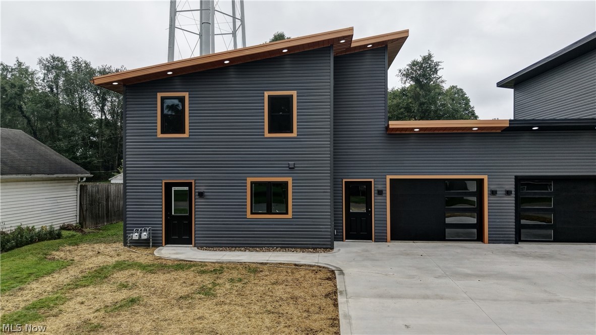 206 Tower Street SW Beach City OH 44608
