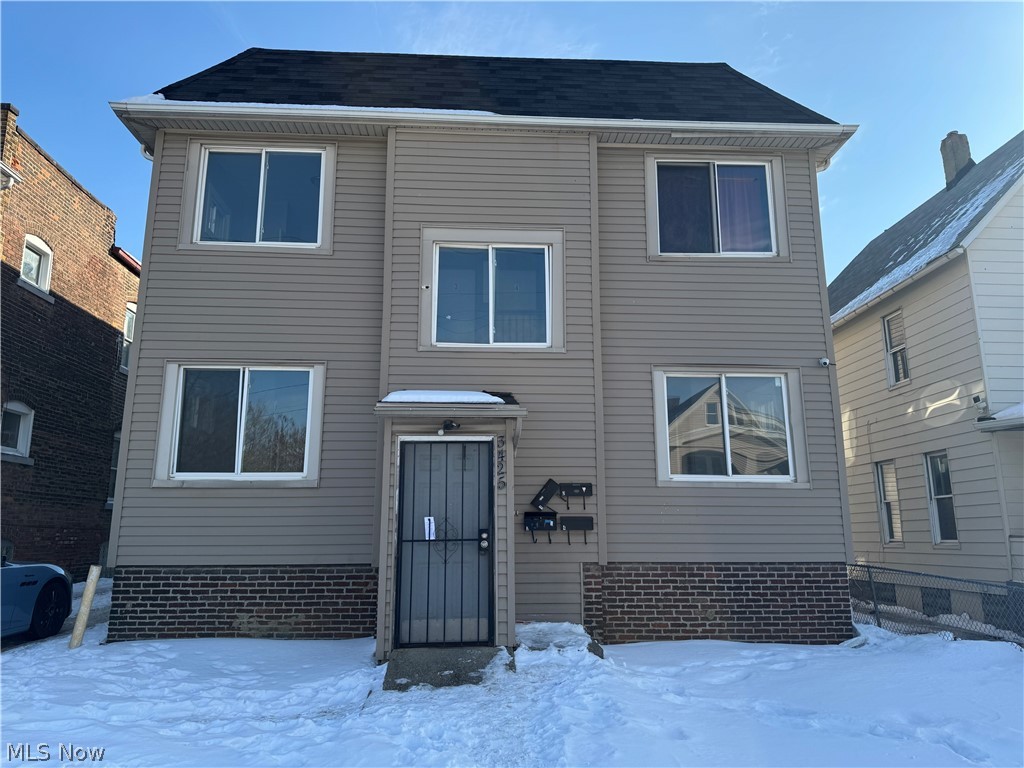 3425 E 119th Cleveland OH 44120