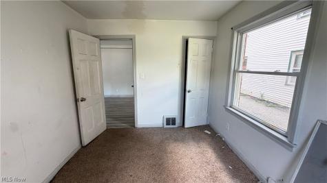 14901 Milverton Road Cleveland OH 44120