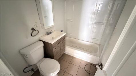 14901 Milverton Road Cleveland OH 44120