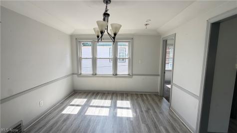 14901 Milverton Road Cleveland OH 44120
