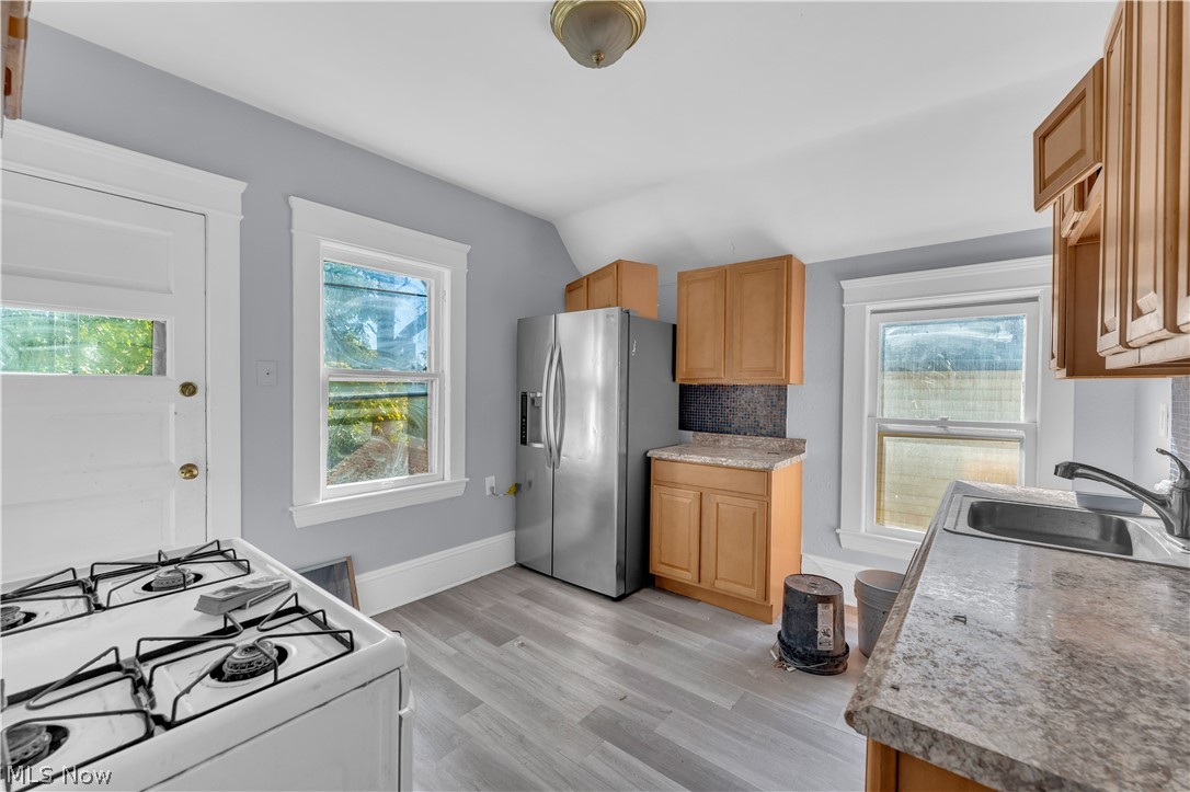 4285 W 30th Street Cleveland OH 44109