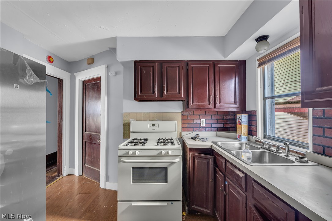 4285 W 30th Street Cleveland OH 44109