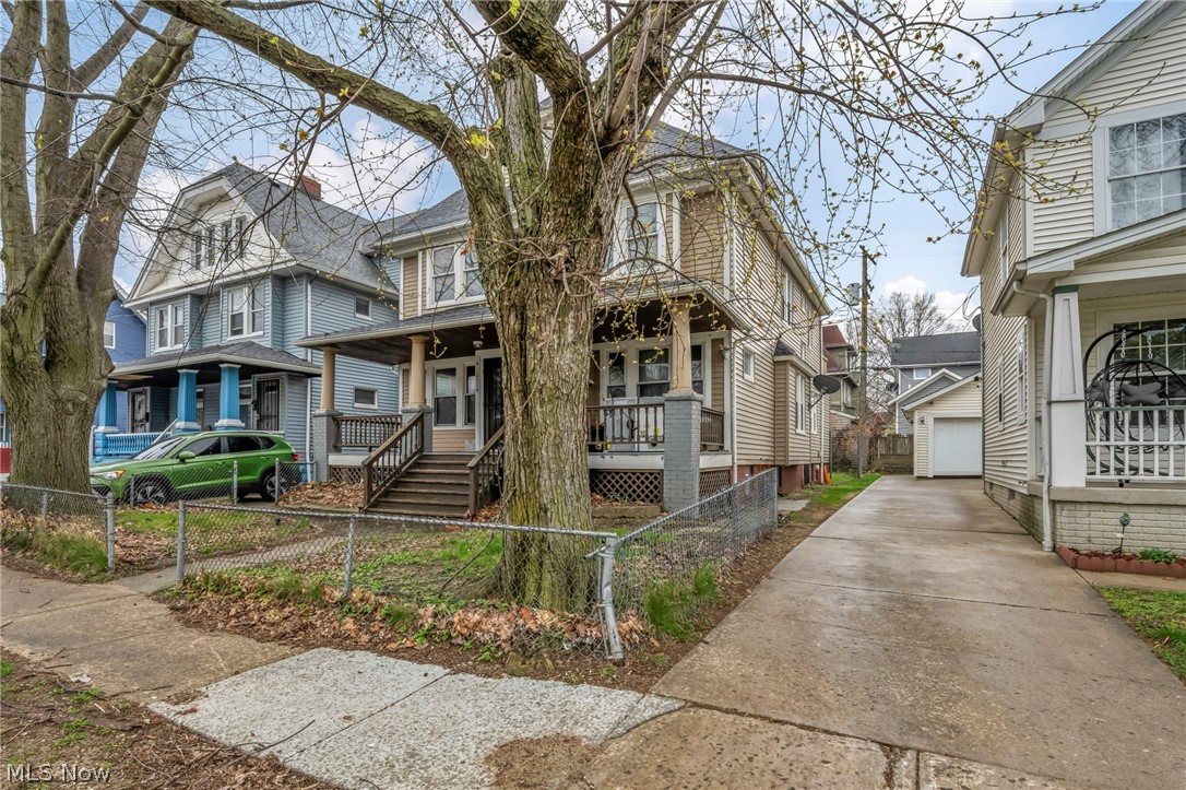 10116 North Boulevard Cleveland OH 44108