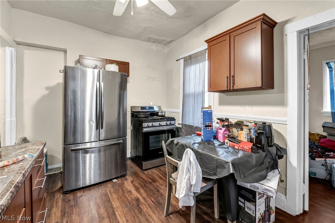 10116 North Boulevard Cleveland OH 44108