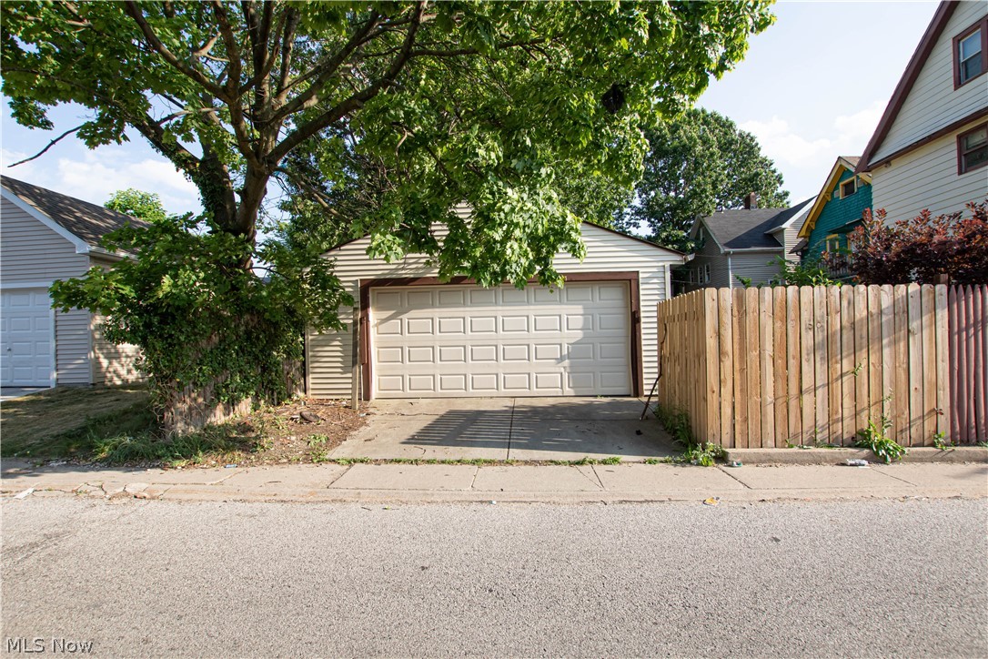2773 E 117th Street Cleveland OH 44120