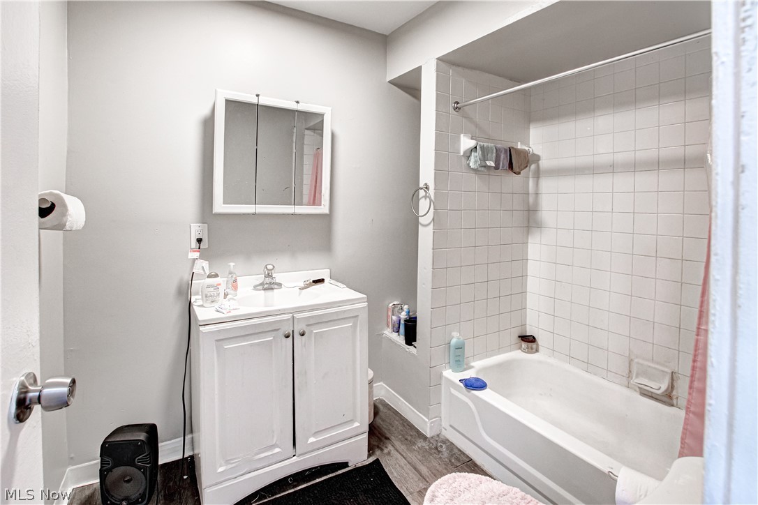 2773 E 117th Street Cleveland OH 44120