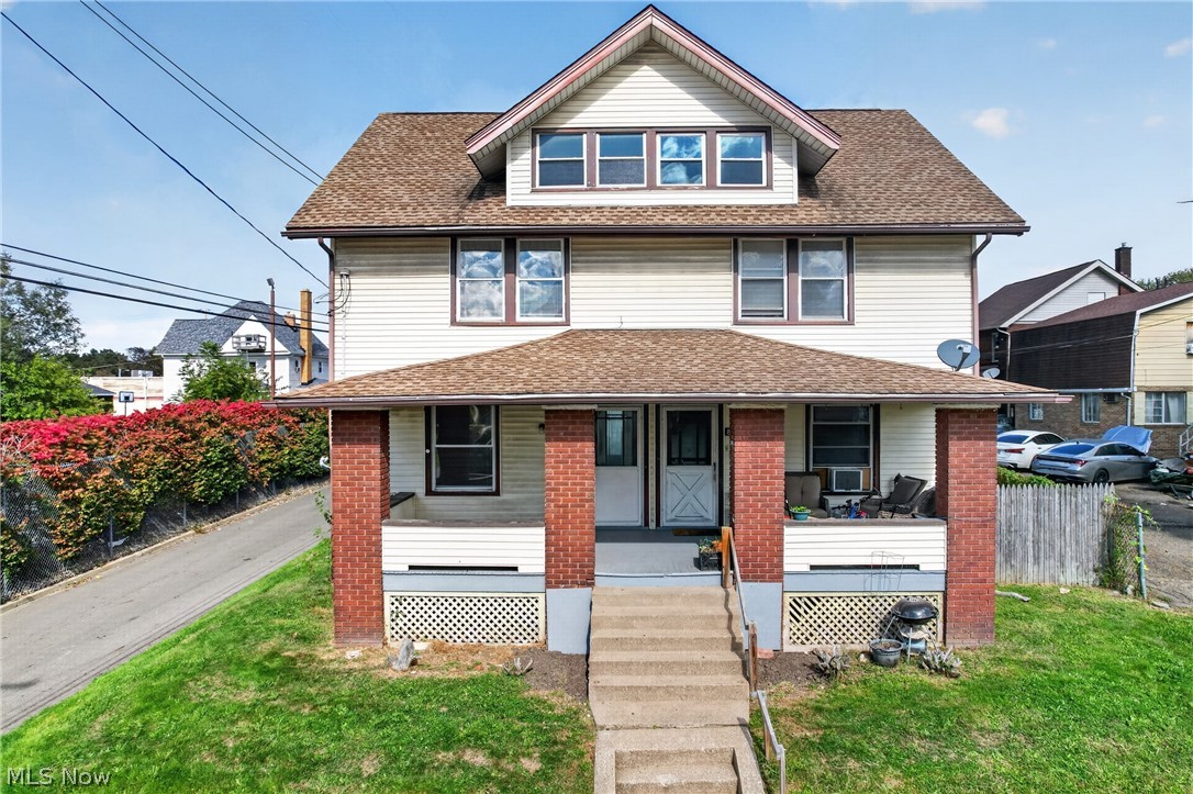 813-815 18th Street NW Canton OH 44703