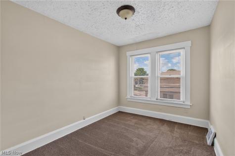 813-815 18th Street NW Canton OH 44703