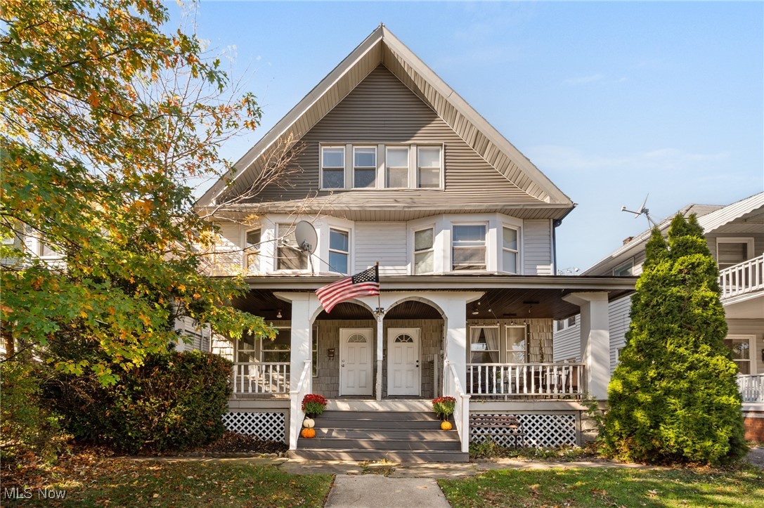1346 Thoreau Road Lakewood OH 44107