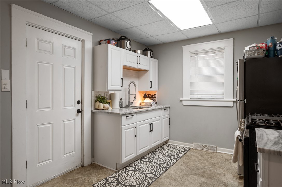 1346 Thoreau Road Lakewood OH 44107