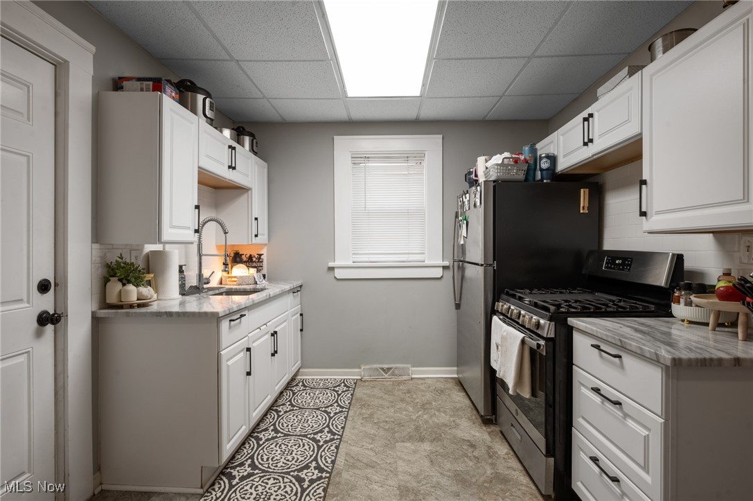 1346 Thoreau Road Lakewood OH 44107