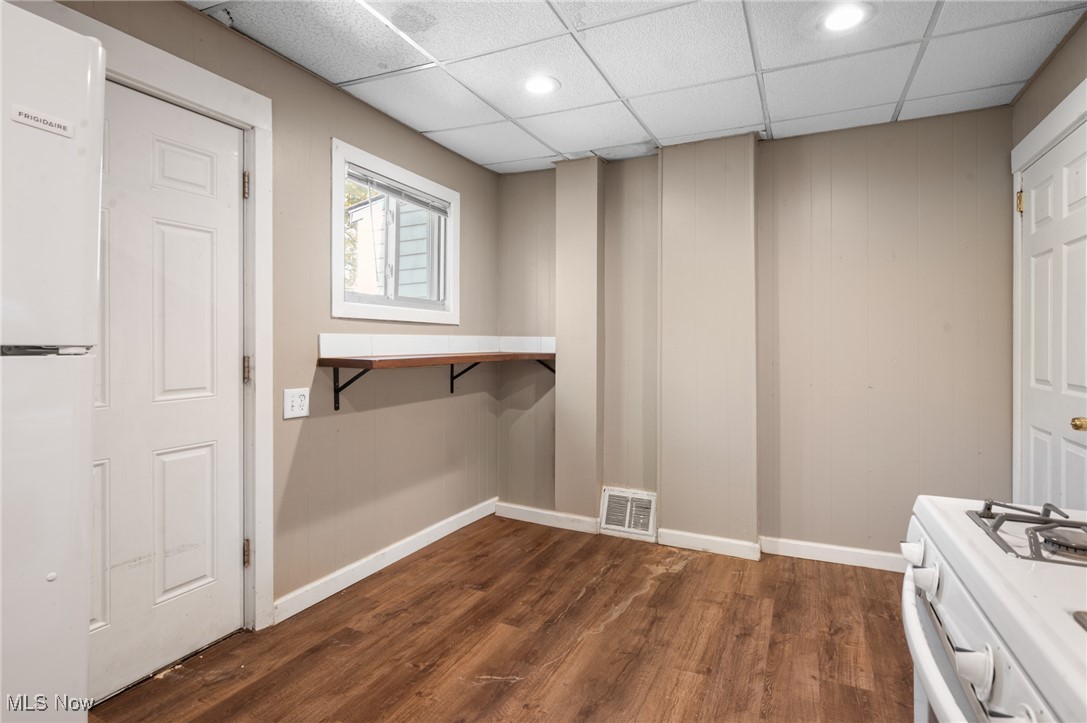 1346 Thoreau Road Lakewood OH 44107