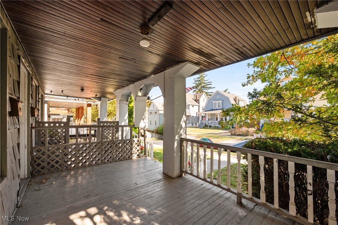 1346 Thoreau Road Lakewood OH 44107