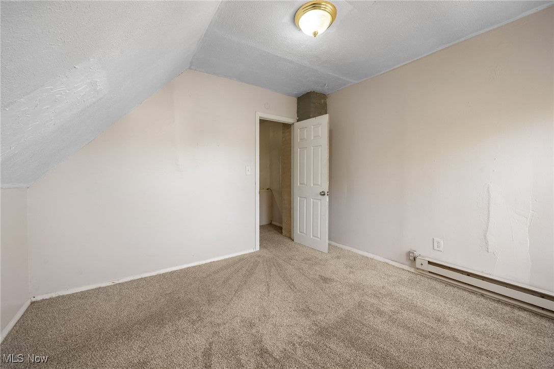 1346 Thoreau Road Lakewood OH 44107