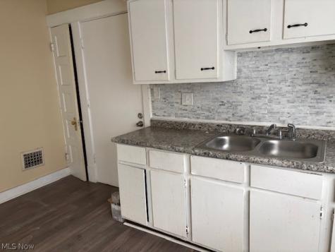 10205 Ostend Avenue Cleveland OH 44108