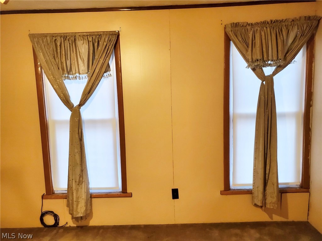 322 10th Street Wellsville OH 43968