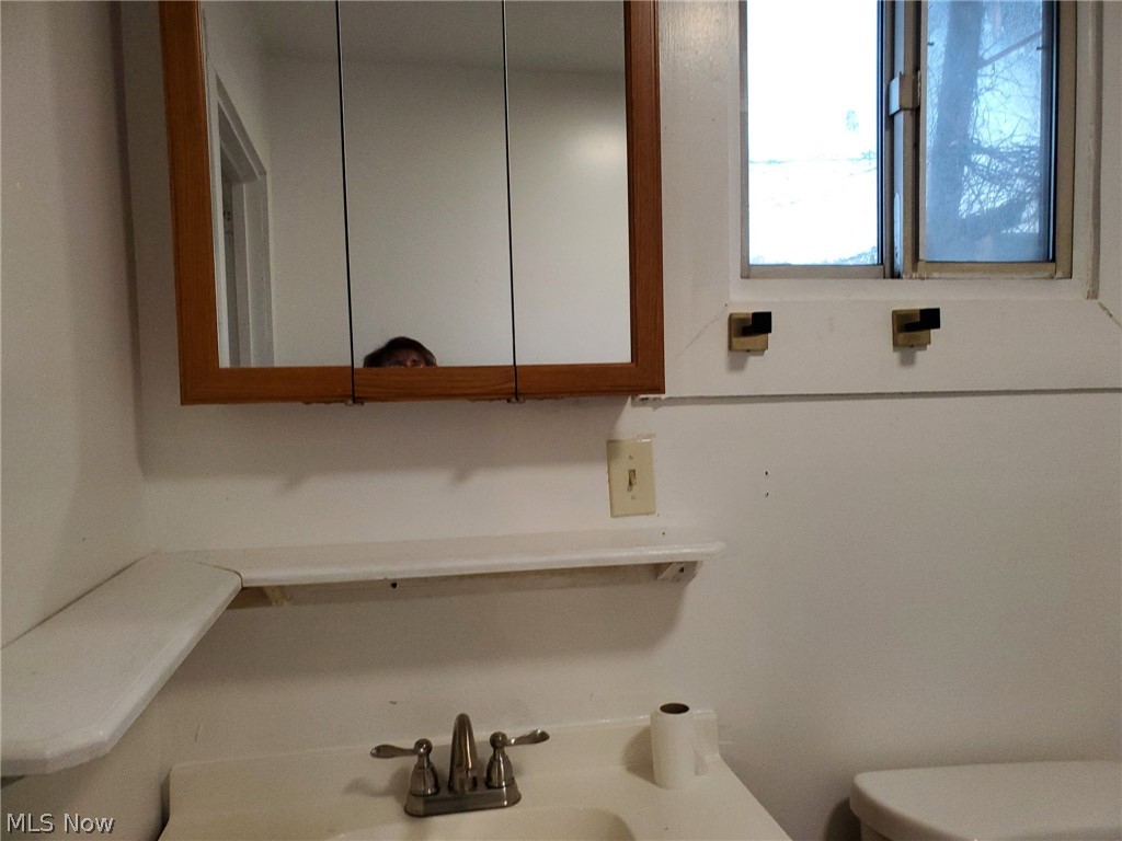 322 10th Street Wellsville OH 43968