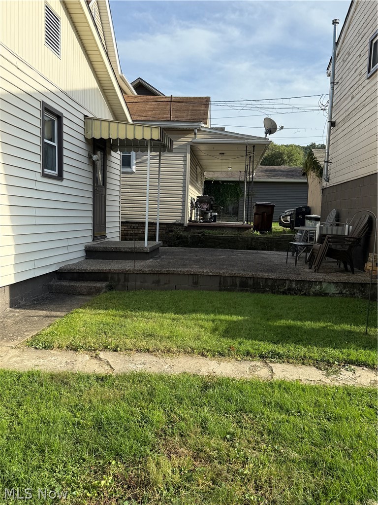 322 10th Street Wellsville OH 43968