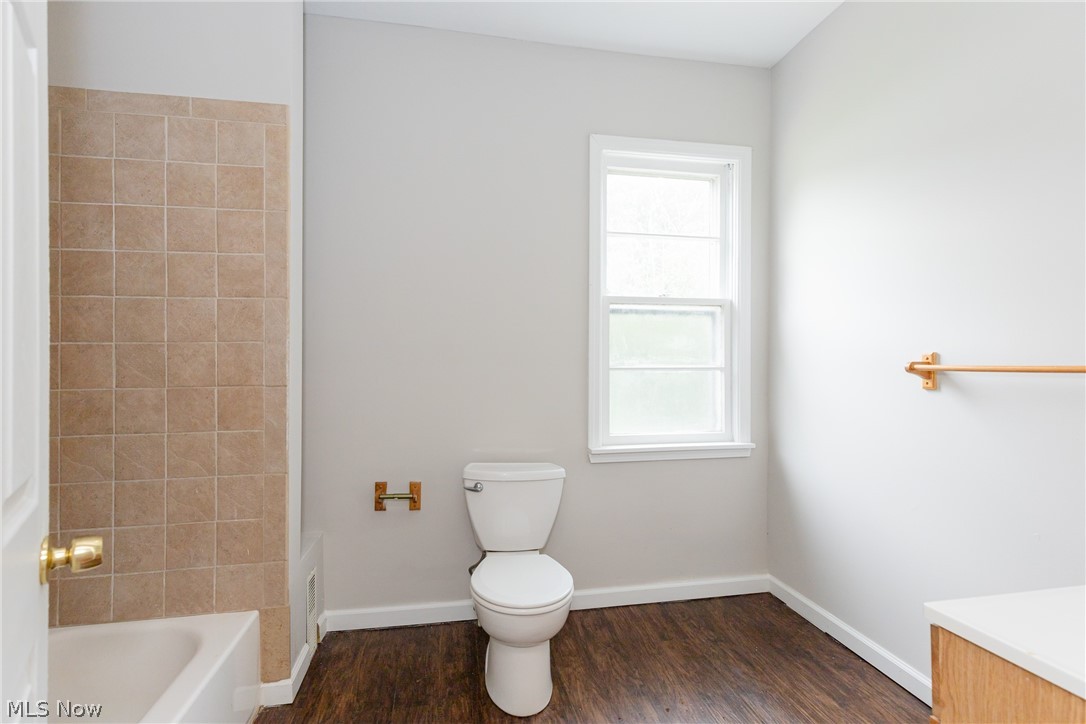 6716 Fullerton Avenue Cleveland OH 44105