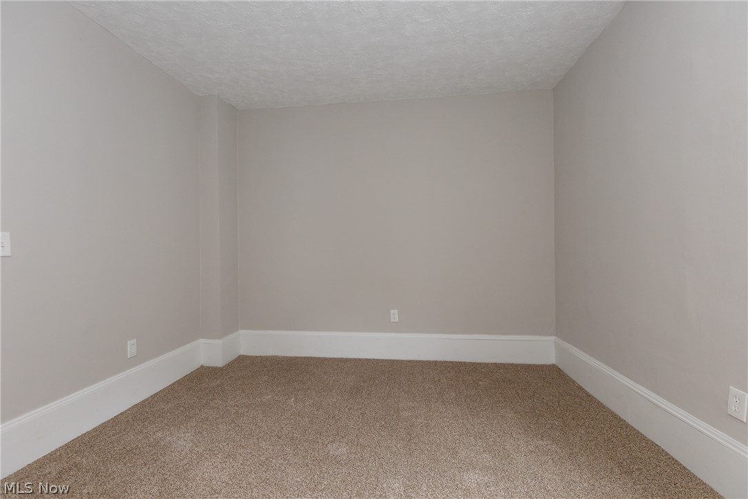 6716 Fullerton Avenue Cleveland OH 44105