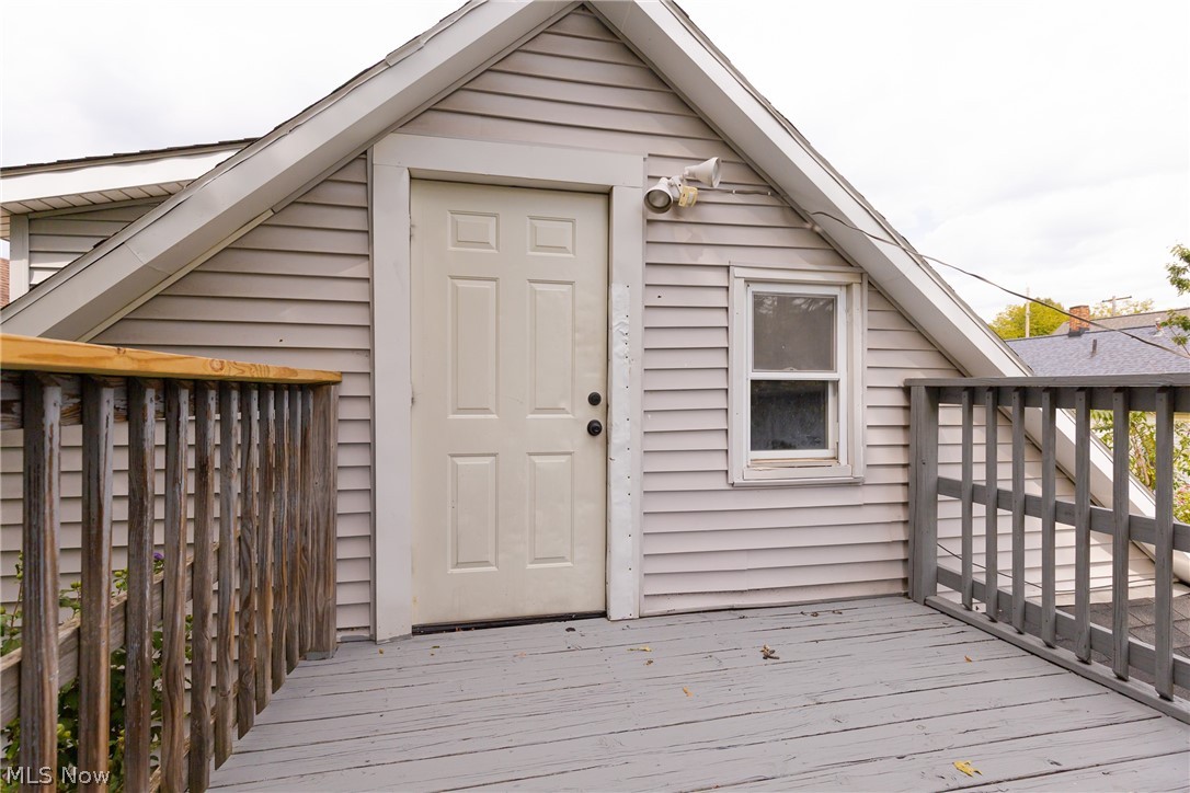 6716 Fullerton Avenue Cleveland OH 44105