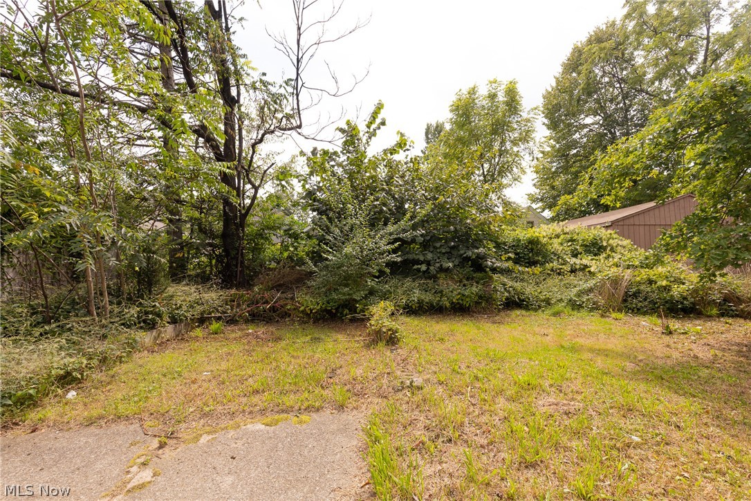 6716 Fullerton Avenue Cleveland OH 44105