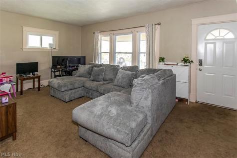 4211 Trowbridge Avenue Cleveland OH 44109