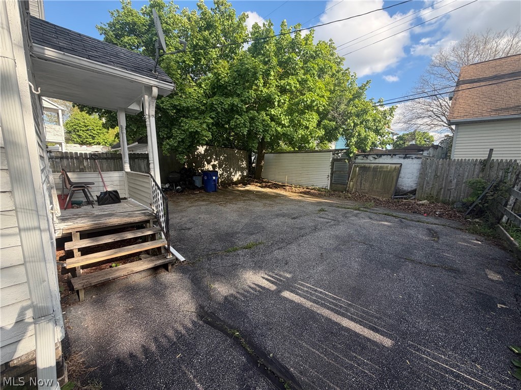 11116 Lardet Avenue Cleveland OH 44104